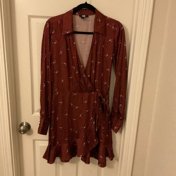 PAIGE Wmns Parisa Mini Wrap Dress W/Long Sleeves in Velvet Red Multi Size m - Picture 3 of 15